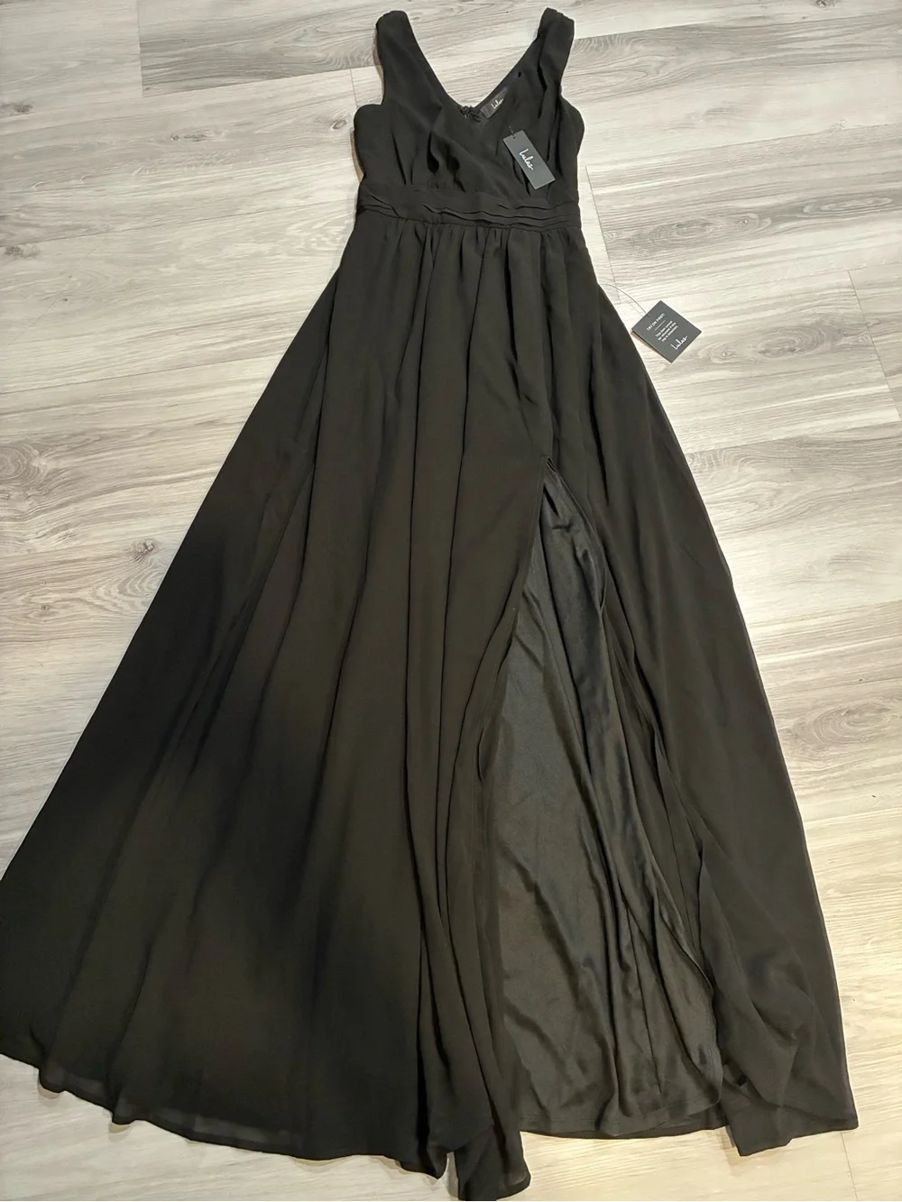 Lulu's Elegant Black V-Neck Maxi Dress with Front Slit